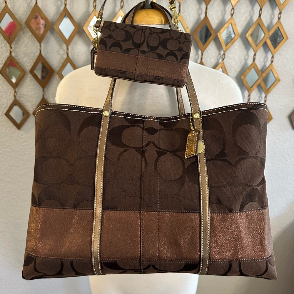 Coach Signature Tote & Matching Wristlet